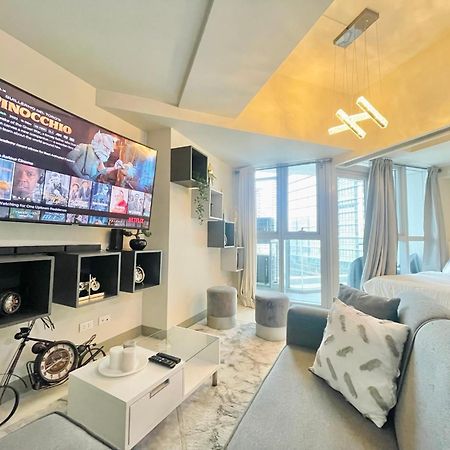 Uptown Parksuites Bgc 따구익 외부 사진