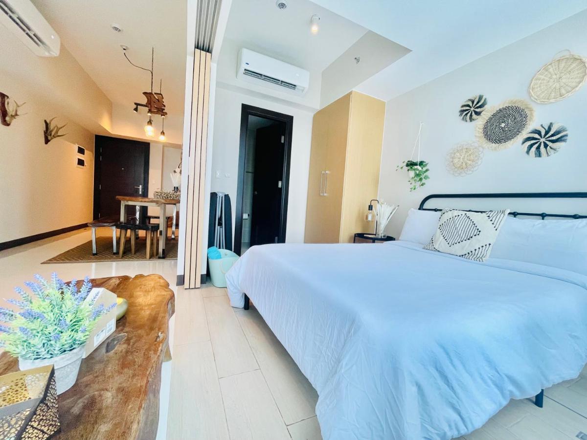 Uptown Parksuites Bgc 따구익 외부 사진