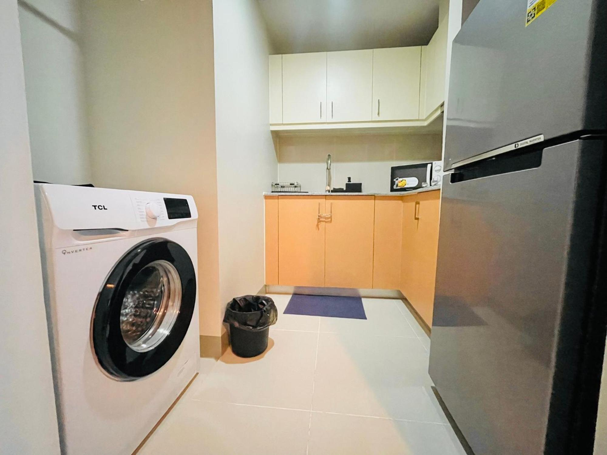 Uptown Parksuites Bgc 따구익 외부 사진