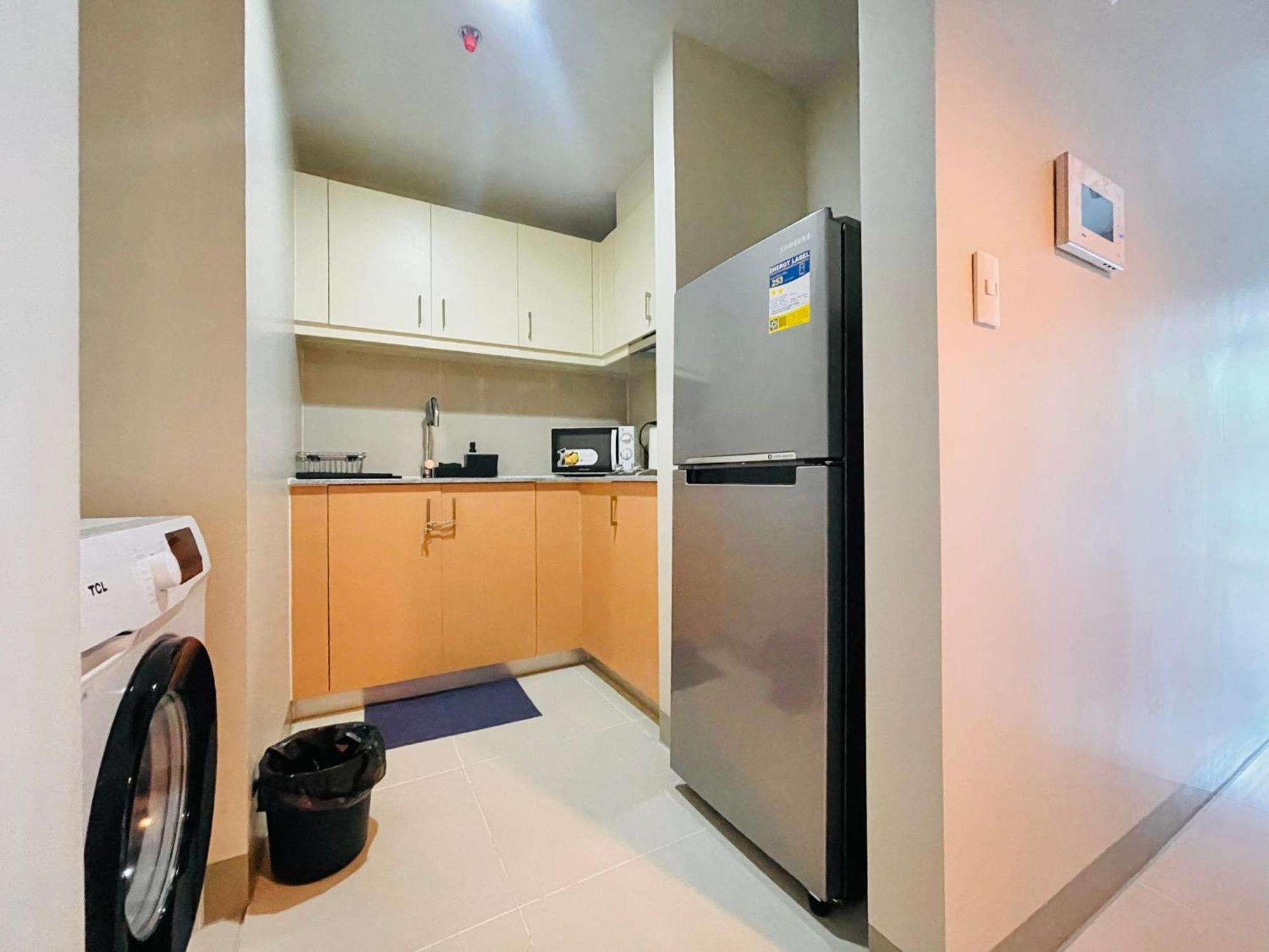 Uptown Parksuites Bgc 따구익 외부 사진
